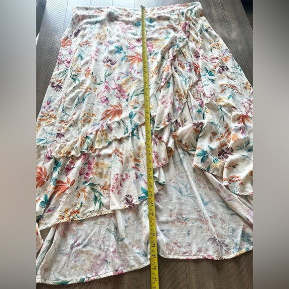 Torrid Maxi Swiss Dot Ruffle Hi-Low Skirt Cream / Floral Women’s size 4X​​ - Picture 14 of 16